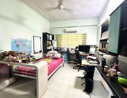 Happy Avenue East (D13), Terrace #551623261